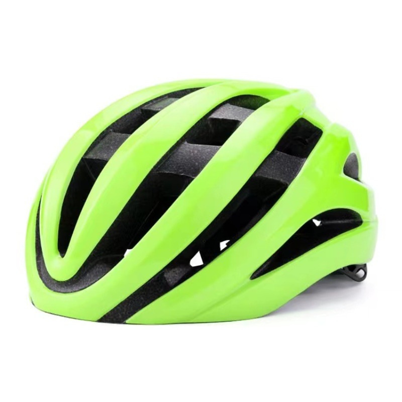 Capacete de ciclismo leve e mu - Cycling Gear Of The Year avaliação e preço